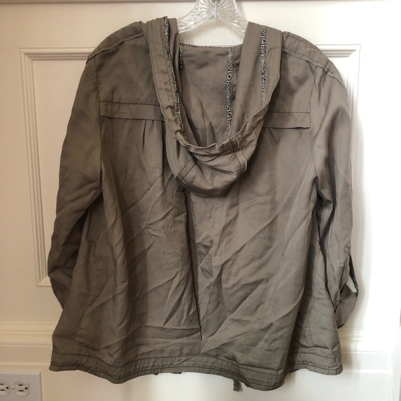 Green jacket - Picture 4 of 4